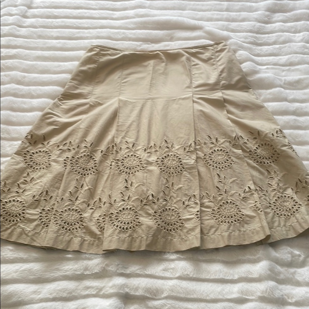 🇨🇦 Joe Fresh eyelet A-line embroidered pleated skirt, tan beige, women's size 8 - Picture 12 of 17